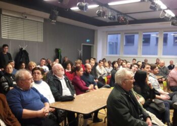 MOMENTUM – Megvenni, lefizetni nem lehet bennünket