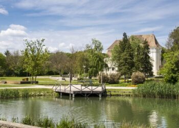 LAKOSSÁGI FÓRUM – Mit bír el a Veszprémvölgy?