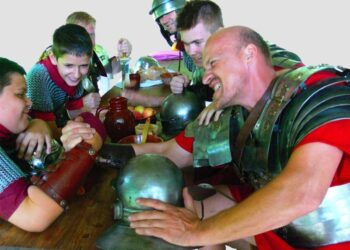 NYÁRNYITÁNY – Egy római délután Balácán