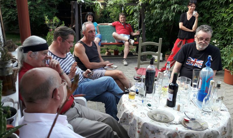 ELEFÁNTYUK-DÍJ – Botár Attila költő elefántidomárrá lett