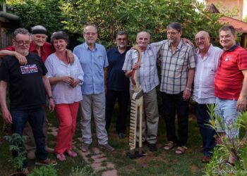 ELEFÁNTYUK-DÍJ – Botár Attila költő elefántidomárrá lett