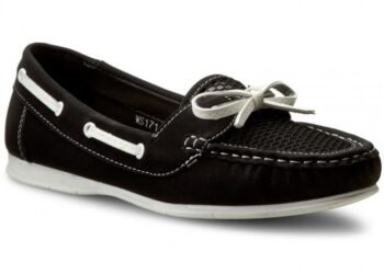 REKLAMÁCIÓ –  Három nő meg egy mokaszin