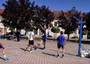 DIÁKSPORT – Báthorysok és táncsicsosok is versenyeznek