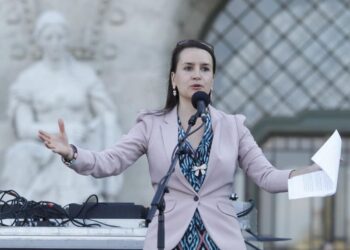 FÜGGETLENEK – Lukácsi Katalinnal beszélget Kész Zoltán