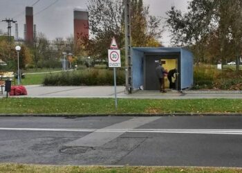 LELEMÉNY – Akkor raktár vagy vécé?