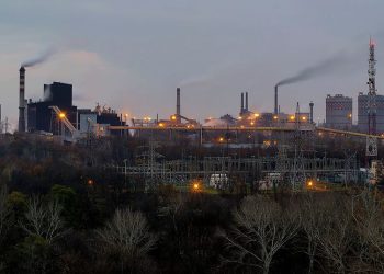 FEHÉRVÁR KUKAC – Bedőlhet a Dunaferr