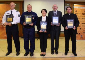 HŐSÖK – Legyenek a város közösségének pillérei!