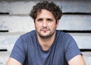 KÖNYVTÁR – Totth Benedek könyvének bemutatója