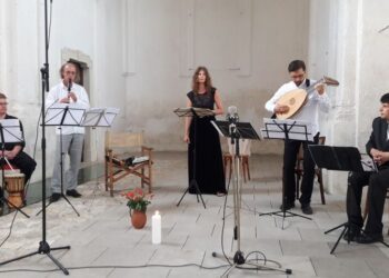 RÉGIZENE – Amikor megszűnik létezni a külvilág