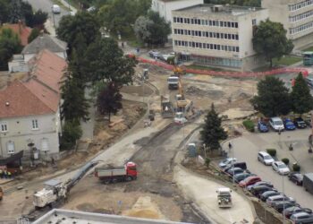 KÖRFORGALOM – Webkamera közvetíti az építkezést