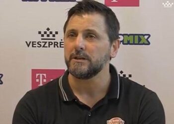 KÉZILABDA – Csapatot építeni a bőség kosarából