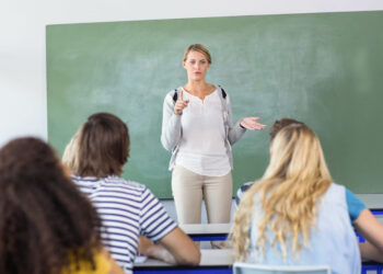 SZÜLŐI HANG – Visszaveti az iskolákat a tanárhiány