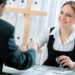 FELM&Eacute;R&Eacute;S &ndash; Ugyanann&aacute;l a c&eacute;gn&eacute;l nyugd&iacute;jba vonul&aacute;sig?