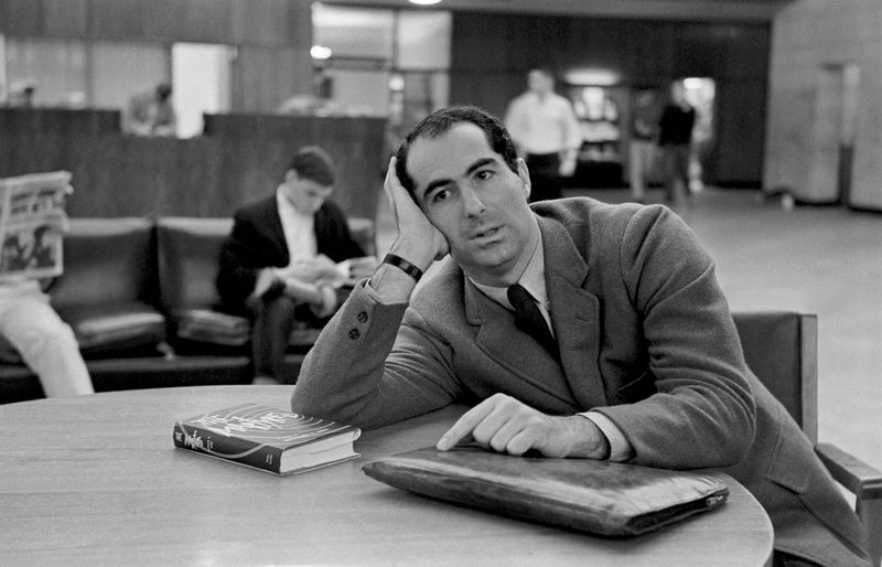 Philip Roth 1964-ben. Fotó: Sam Falk/The New York Time/Redux