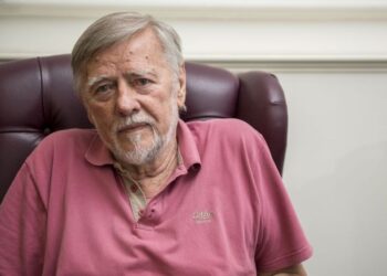 OLVASÓLÁMPA – Tolnai Ottó olvas fel műveiből