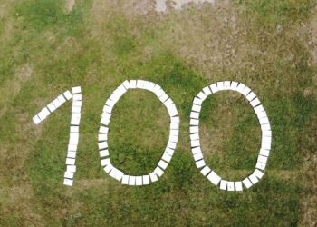 NYOMTASSTEIS – Akciók a századik szám megjelenése alkalmából