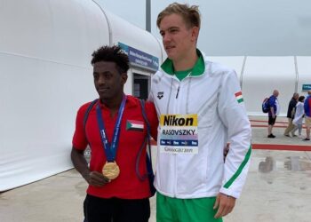 ÚSZÁS – Rasovszky aranyérmes és aranyszívű