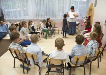 OKTATÁS – A Szülői Hang Közösség levele a waldorfos szülőkhöz