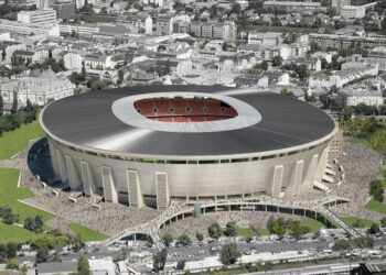 NYOMTASSTEIS – Rengeteg pénz honvédelemre, focira