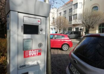 KÖZGYŰLÉS – Roncsautók, buszközlekedés és dráguló parkolás