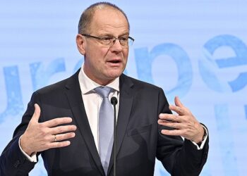 UTAS – Krámer György dr. Navracsics Tiborral beszélget