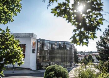 PANNON VÁRSZÍNHÁZ  – A jubileumi évad bemutatói