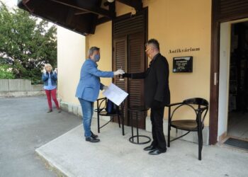 ELEFÁNTYUK – Vándorfi László az idei díjazott