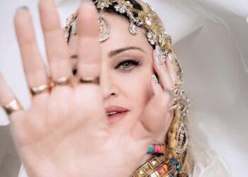 FELHÍVÁS – Madonna és Sting is nemet mond a vírus előtti életünkhöz való visszatérésre