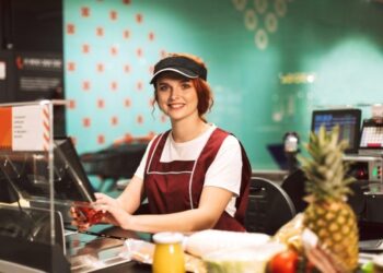 NYÁRI MUNKA – Idén nem a Sziget-jegy lesz a cél