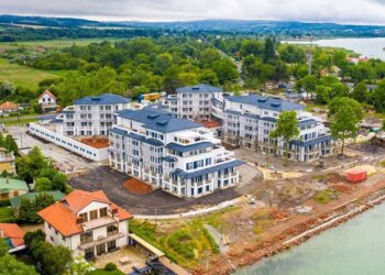 GÖDÖRBEN  – Dézsmálják a nemzet vagyonát