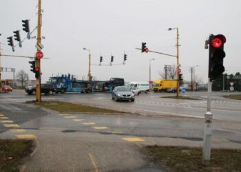 TÁJÉKOZTATÁS – A nyolcas út almádi csomópontjának építéséről