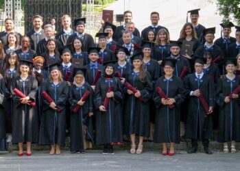 Oklevélátadó ünnepséget tartott a Pannon Egyetem