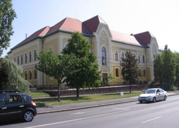 Lakossági fórum a kertvárosi közlekedési rendről