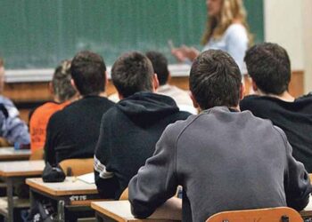 Népszavazás: burkolt vádaskodás a pedagógusok ellen