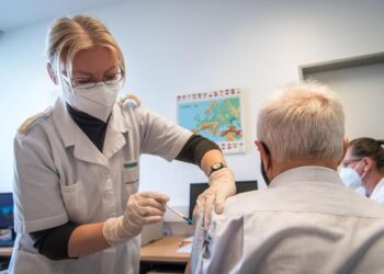 Szubjektív – Zircen, Európában, a kórházi oltóponton