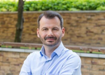 Lámpavas és a mindent látó szem