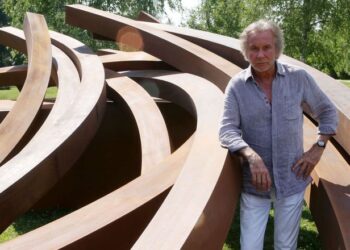 Bernar Venet életmű-kiállítása Berlinben