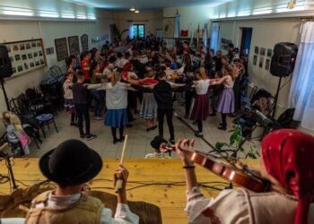 Folytatódik a Kőfeszt Folkklub a Káli-medencében