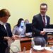 Az ellenz&eacute;ki p&aacute;rtsz&ouml;vets&eacute;g list&aacute;ja az első a szavaz&oacute;lapon