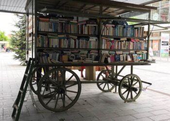 Nincs többé könyves szekér