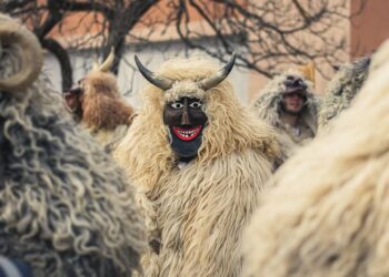 BUSÓJÁRÁS – Tavaszvárás Mohácson