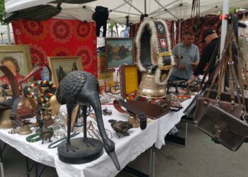 Macskacsősznapló: Szupermen a zsibvásárban