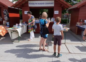 KÖNYVHÉT – A könyvet minden nap ünnepeljük