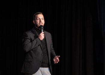 SZALÓKI VIKTOR – Nagy erő van a kezünkben