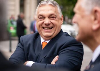 A nagy hazaárulás két felvonása