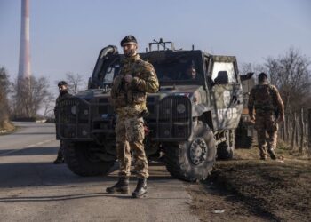 Koszovó: Putyin motoros bandája a barikádokon