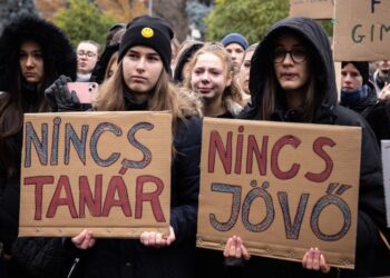 SZTRÁJK – Igazuk van, és nő az erejük!