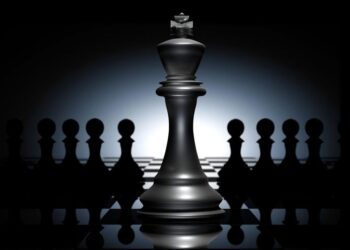 HATALOM – Bármit megtehetnek?