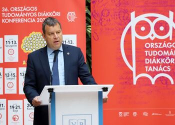 Díjeső a 36. OTDK FiFöMa zárógáláján