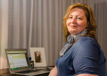 KÖNYV – Ella háborúja